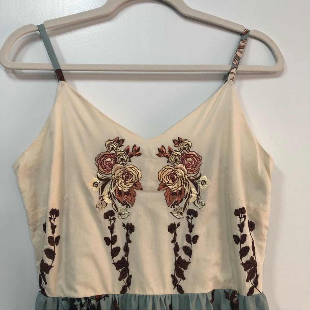 Floral Spaghetti-Strap Maxi Dress in Cream and Sage - Picture 2 of 10